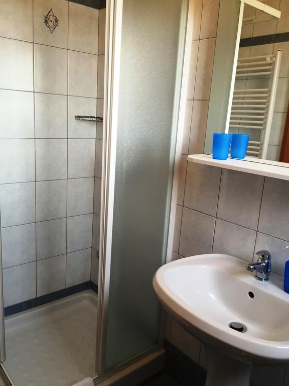 Vera Bed And Breakfast Valica Bagian luar foto